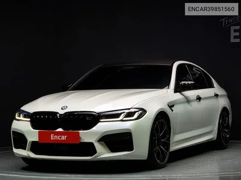 BMW M5 2021 года выпуска
