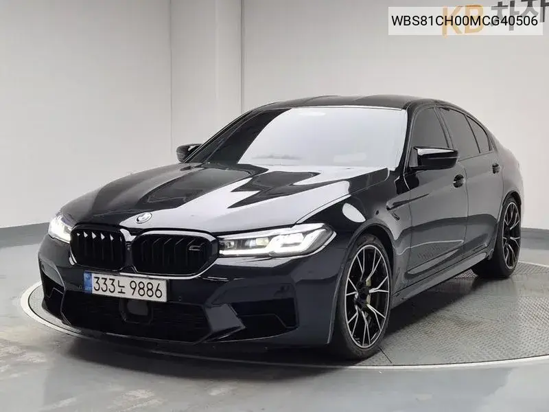 BMW M5 2021 года выпуска
