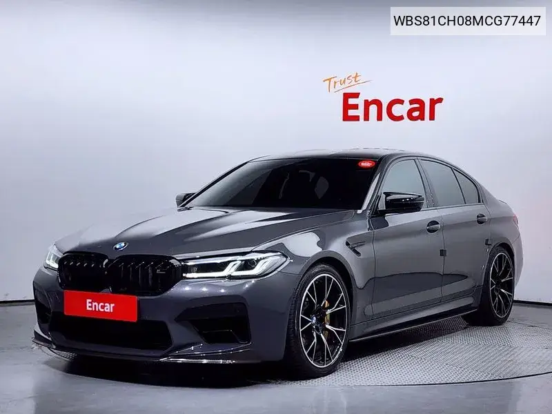 BMW M5 2021 года выпуска