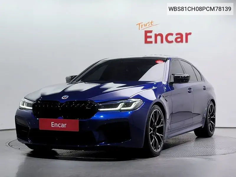BMW M5 2023 года выпуска
