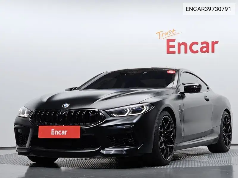 BMW M8 2020 года выпуска