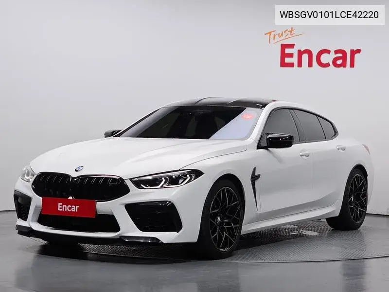 BMW M8 2020 года выпуска