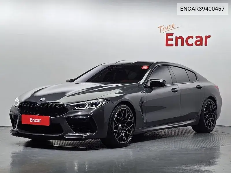 BMW M8 2022 года выпуска