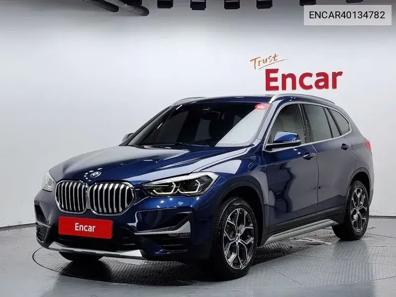 BMW X1 2021 года выпуска