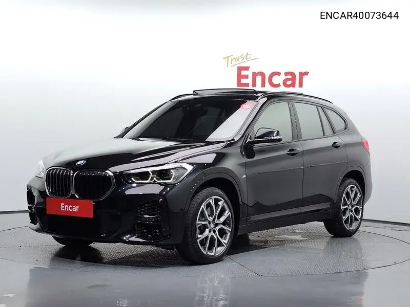 BMW X1 2022 года выпуска