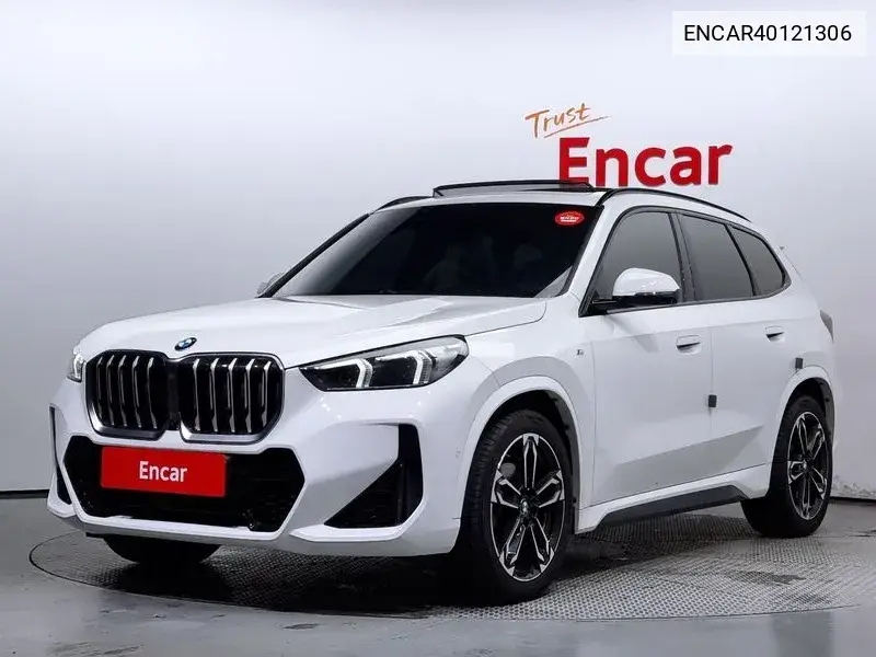 BMW X1 2023 года выпуска