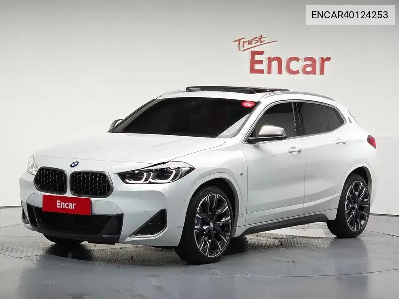 BMW X2 2023 года выпуска