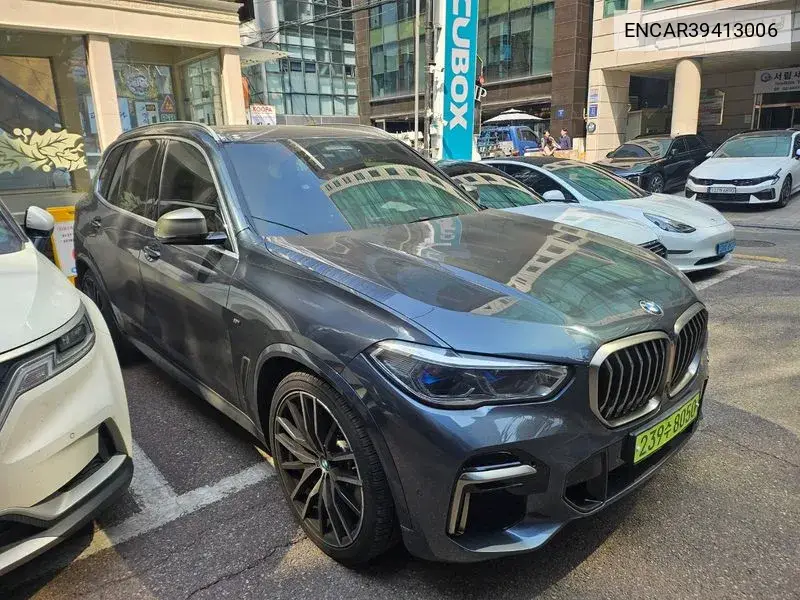 BMW X5 2021 года выпуска