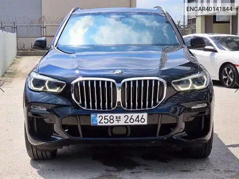 BMW X5 2021 года выпуска