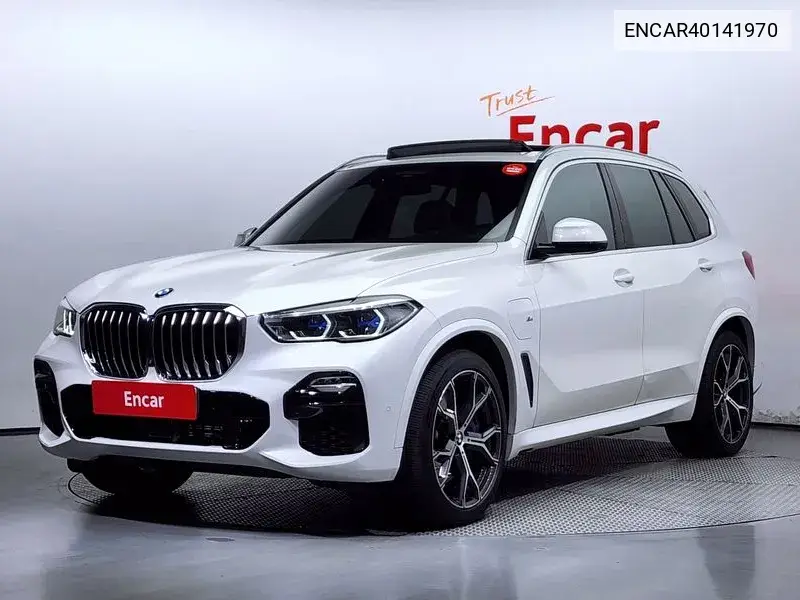 BMW X5 2021 года выпуска