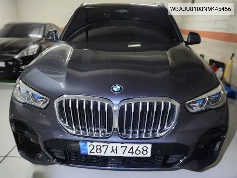 BMW X5 2022 года выпуска