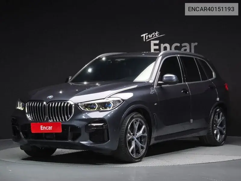 BMW X5 2022 года выпуска