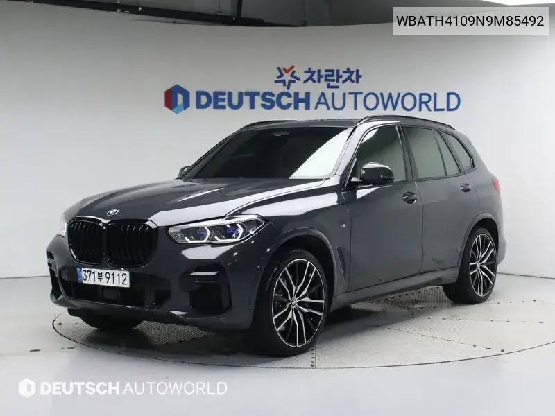 BMW X5 2022 года выпуска