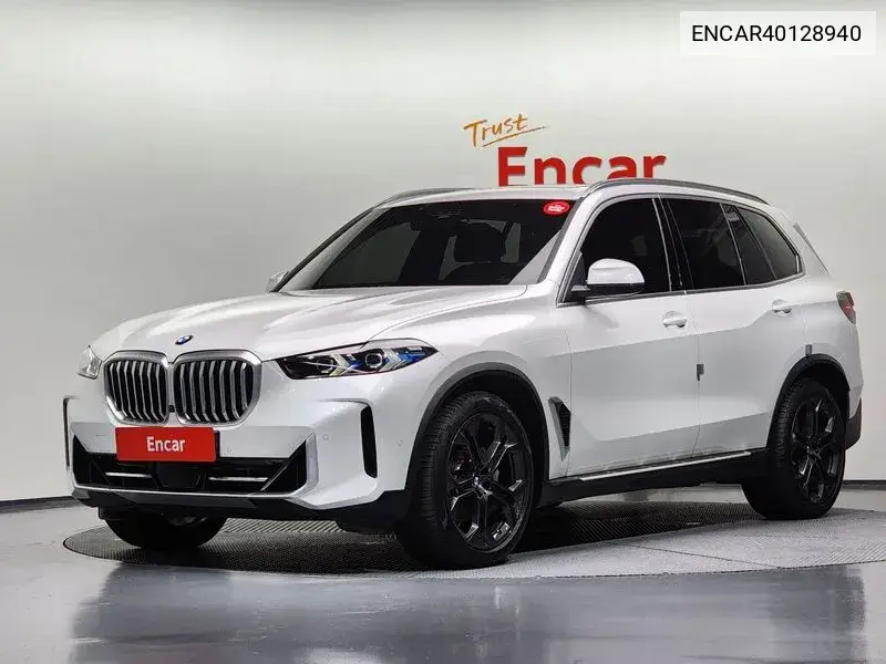 BMW X5 2023 года выпуска
