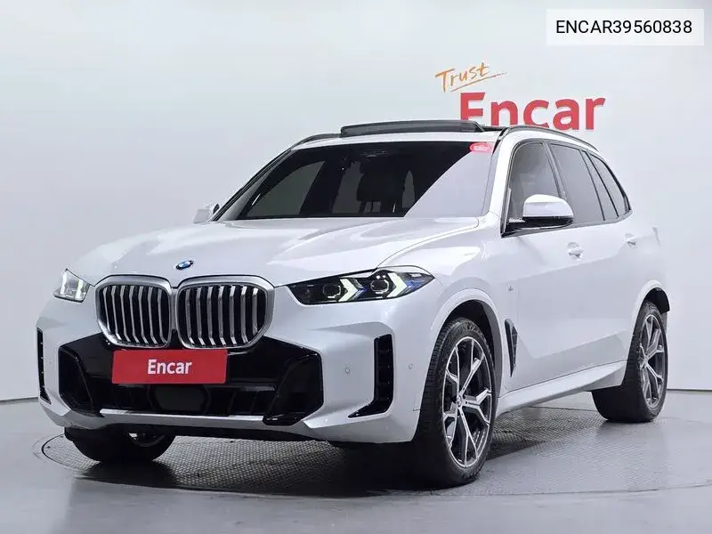 BMW X5 2024 года выпуска