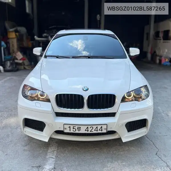 BMW X6 M 2011 года выпуска