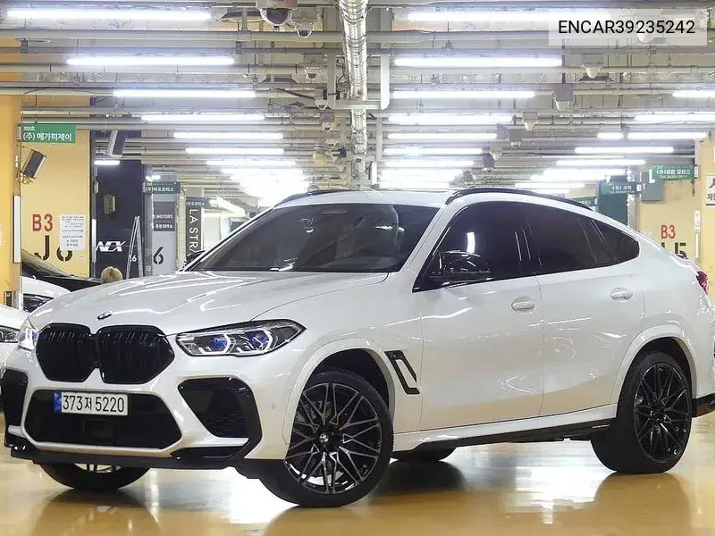 BMW X6 M 2022 года выпуска