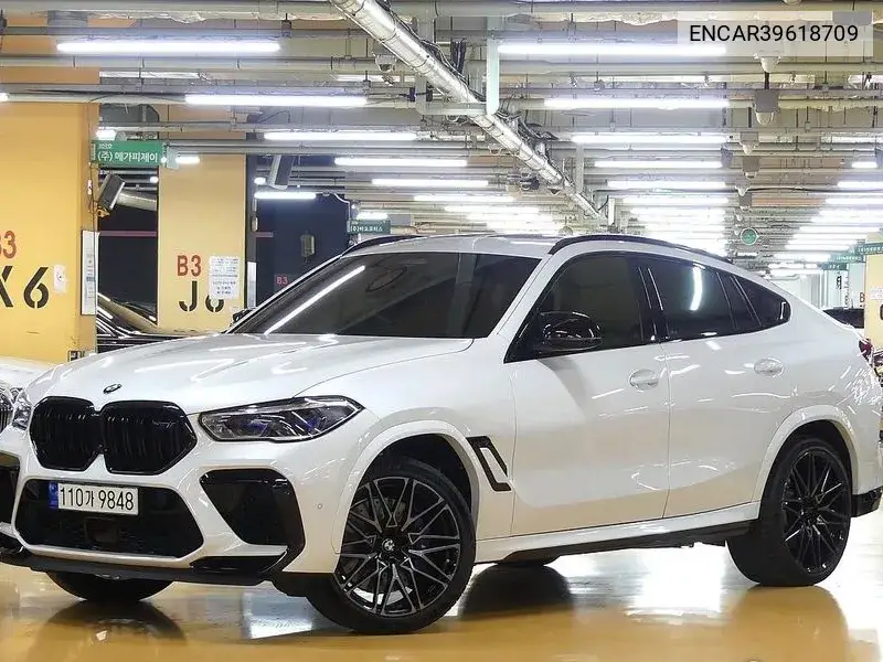 BMW X6 M 2022 года выпуска