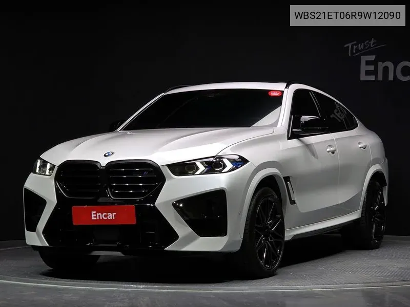 BMW X6 M 2024 года выпуска