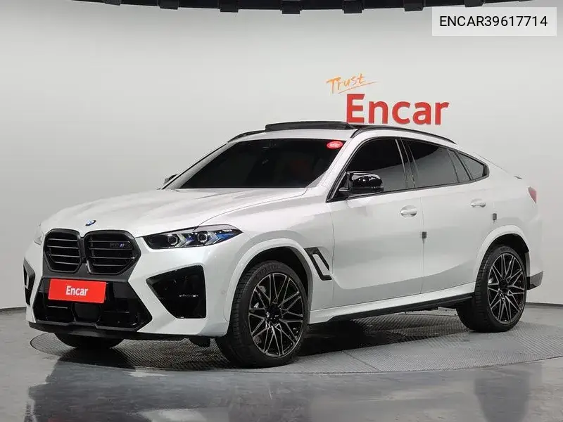 BMW X6 M 2024 года выпуска
