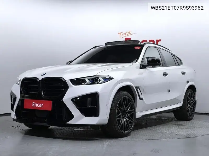 BMW X6 M 2024 года выпуска