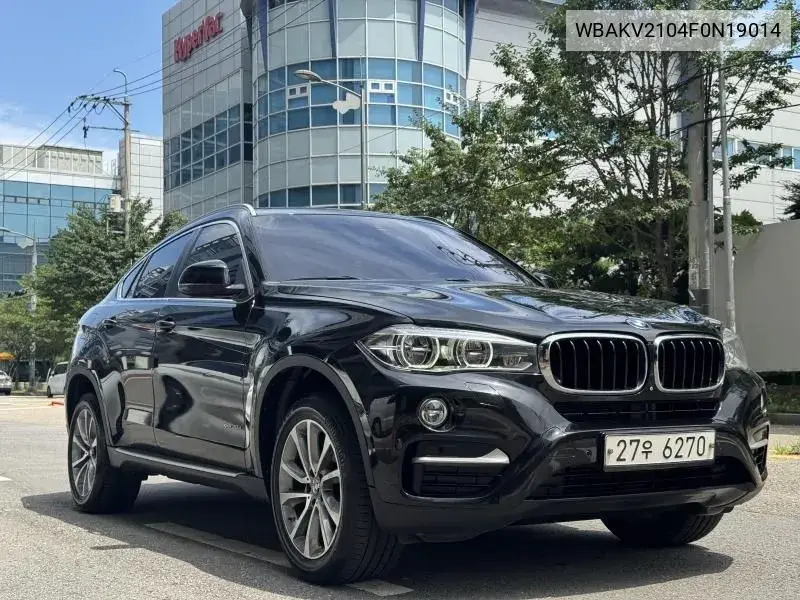 BMW X6 2015 года выпуска