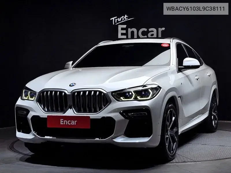 BMW X6 2020 года выпуска