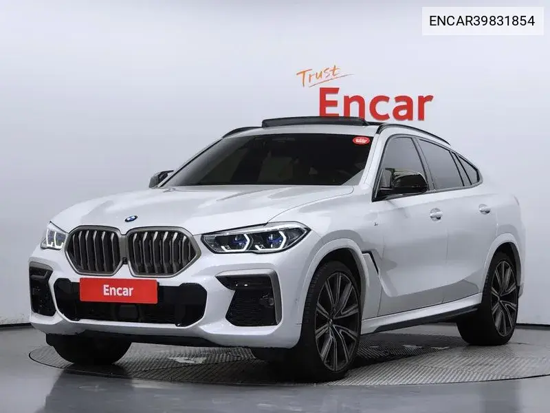 BMW X6 2021 года выпуска