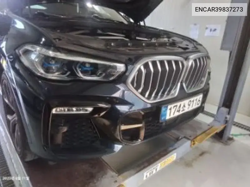 BMW X6 2021 года выпуска