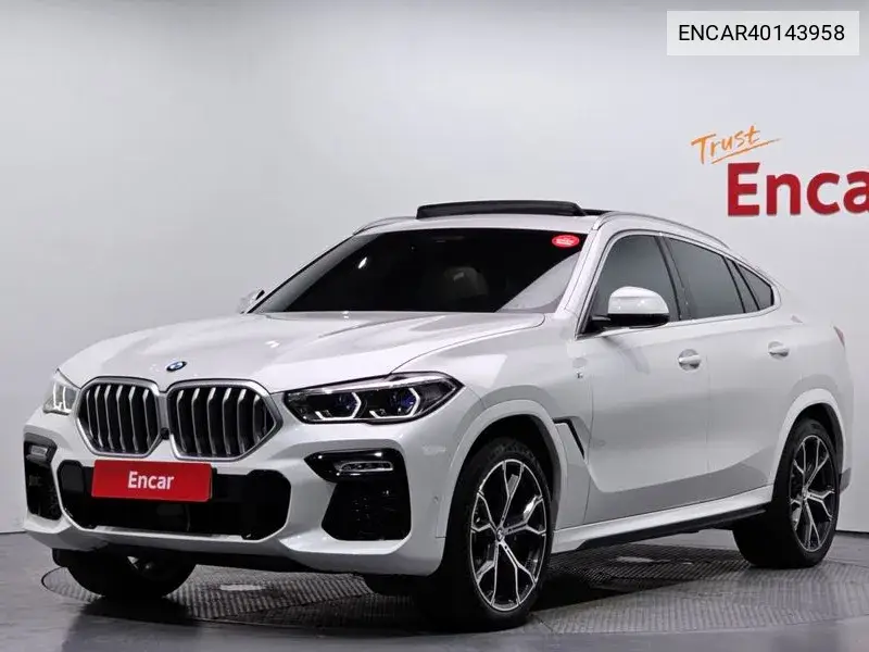 BMW X6 2021 года выпуска