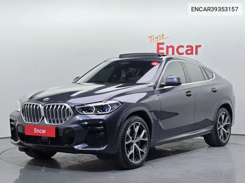BMW X6 2022 года выпуска