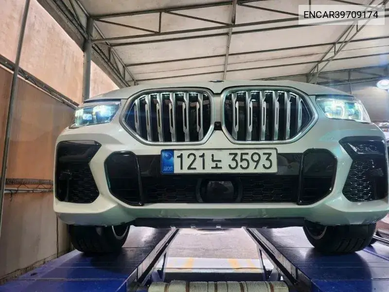 BMW X6 2022 года выпуска