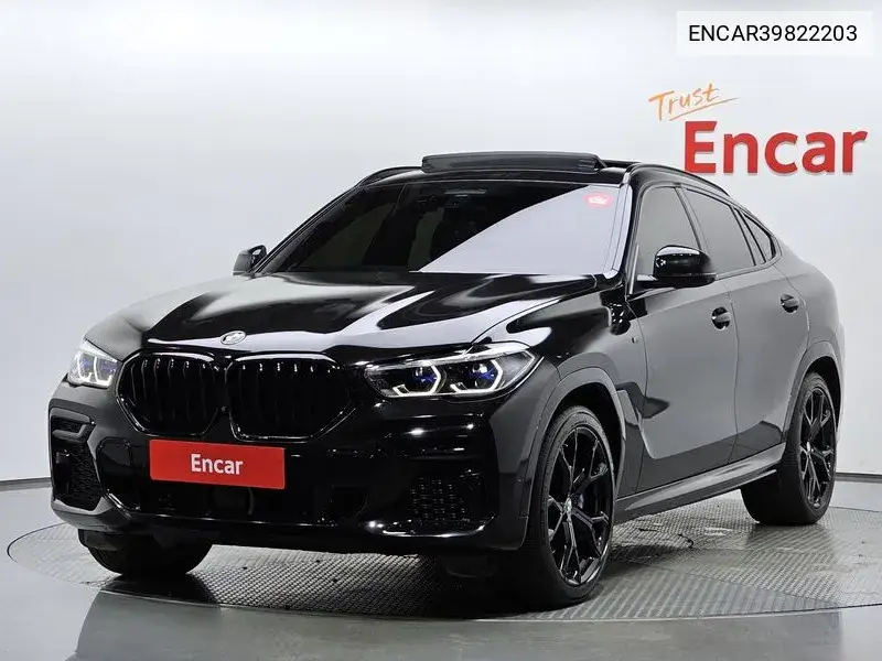 BMW X6 2022 года выпуска