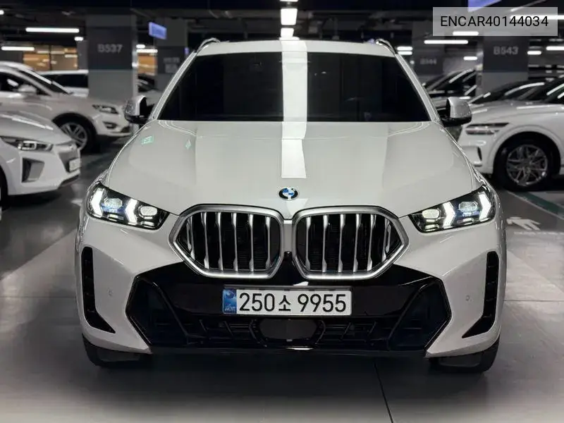 BMW X6 2024 года выпуска