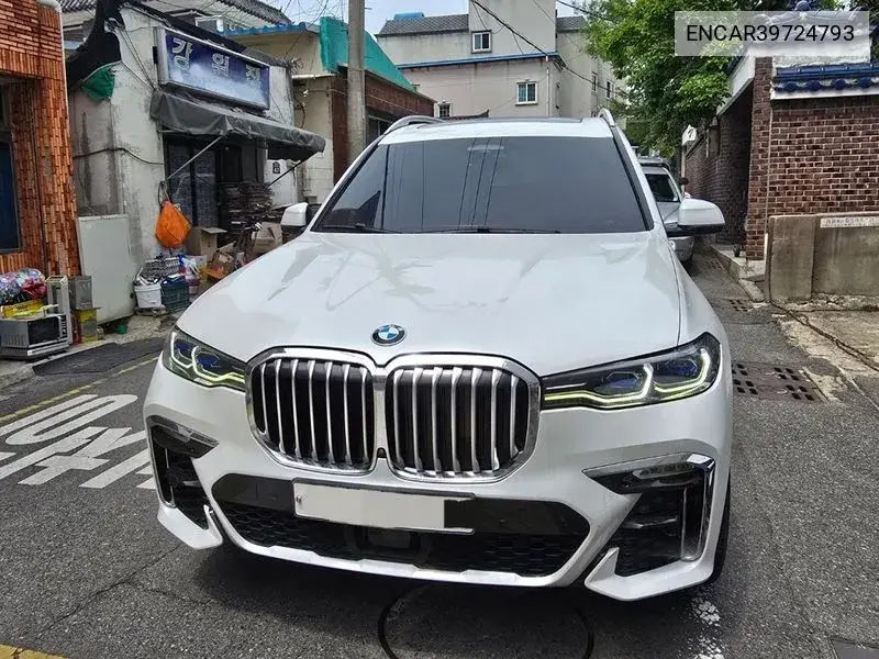 BMW X7 2020 года выпуска