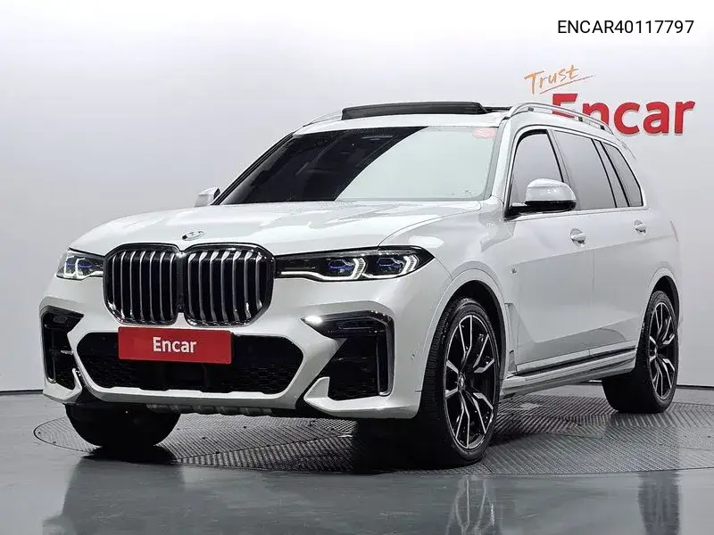 BMW X7 2020 года выпуска