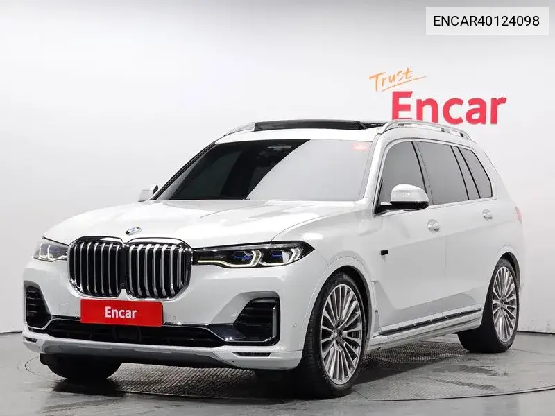 BMW X7 2020 года выпуска