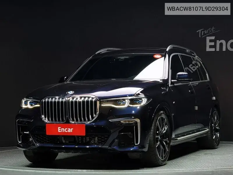 BMW X7 2020 года выпуска