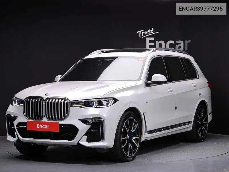 BMW X7 2021 года выпуска