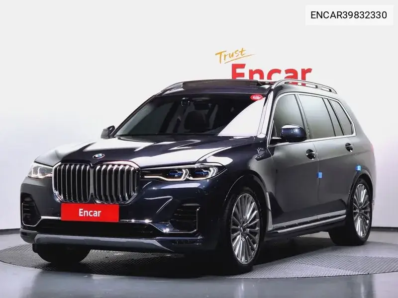 BMW X7 2021 года выпуска