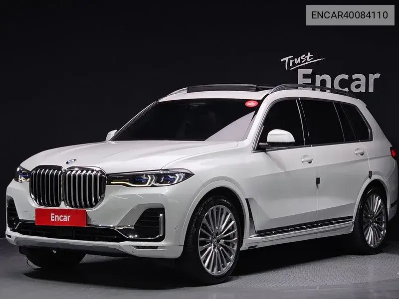 BMW X7 2021 года выпуска