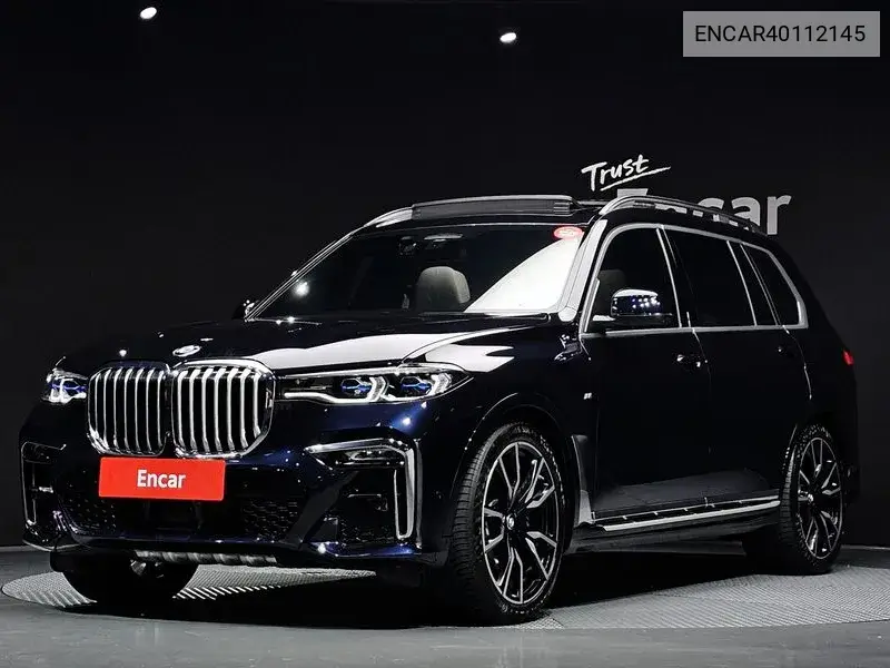 BMW X7 2021 года выпуска