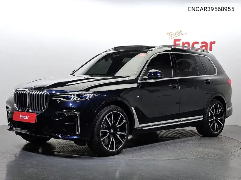 BMW X7 2022 года выпуска