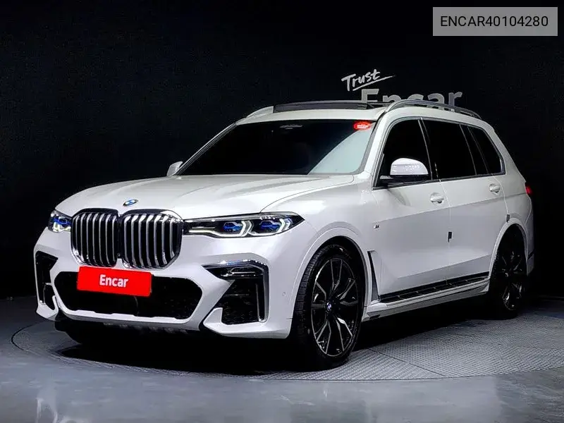 BMW X7 2022 года выпуска