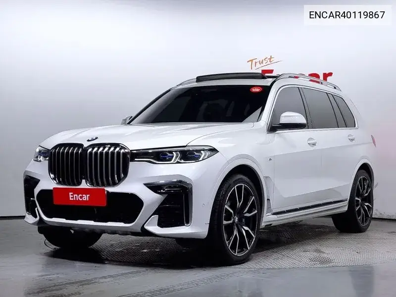 BMW X7 2022 года выпуска