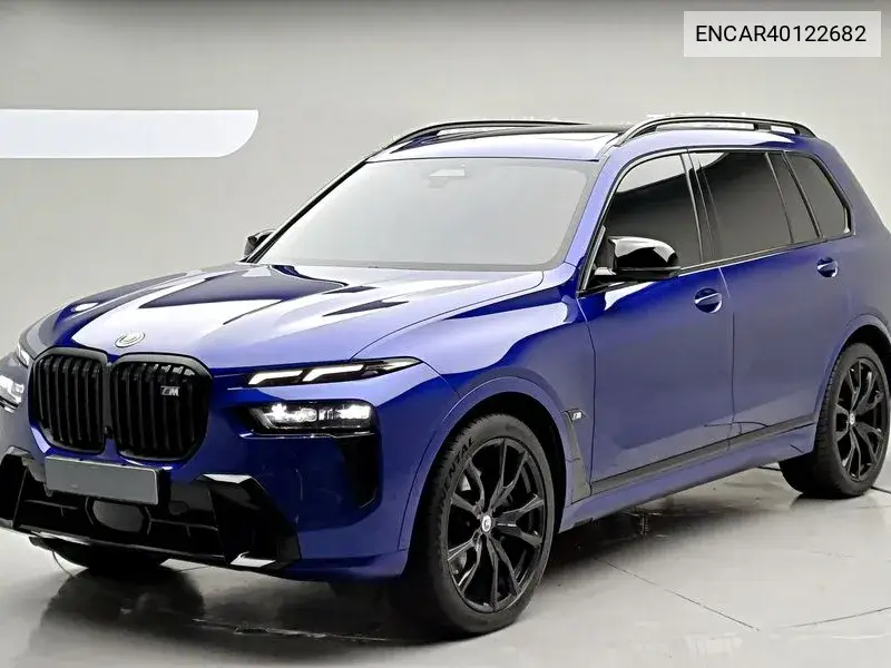 BMW X7 2022 года выпуска