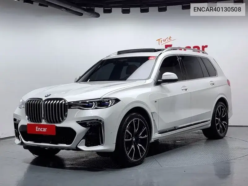 BMW X7 2022 года выпуска