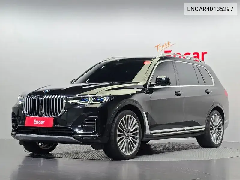 BMW X7 2022 года выпуска