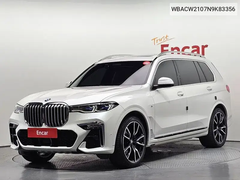 BMW X7 2022 года выпуска