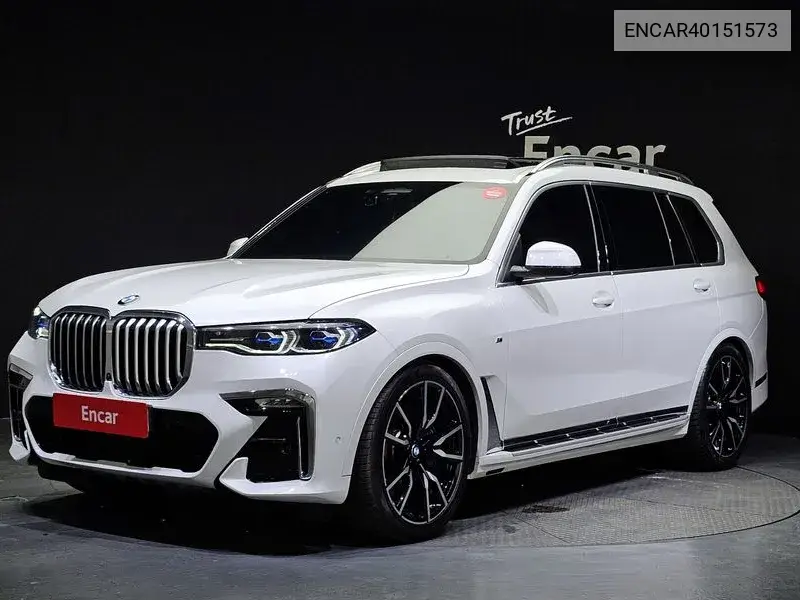 BMW X7 2022 года выпуска